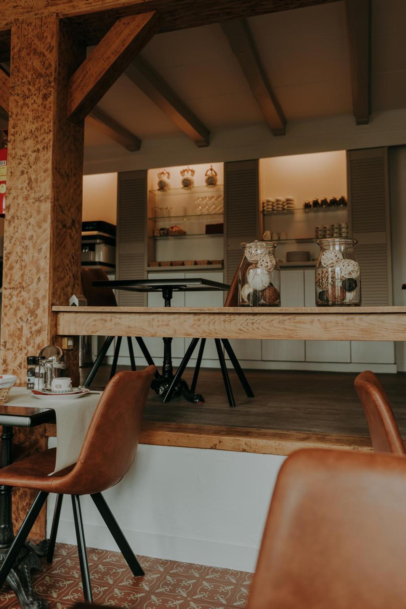Bed and Breakfast Ouwe Schuure Слёйс Экстерьер фото